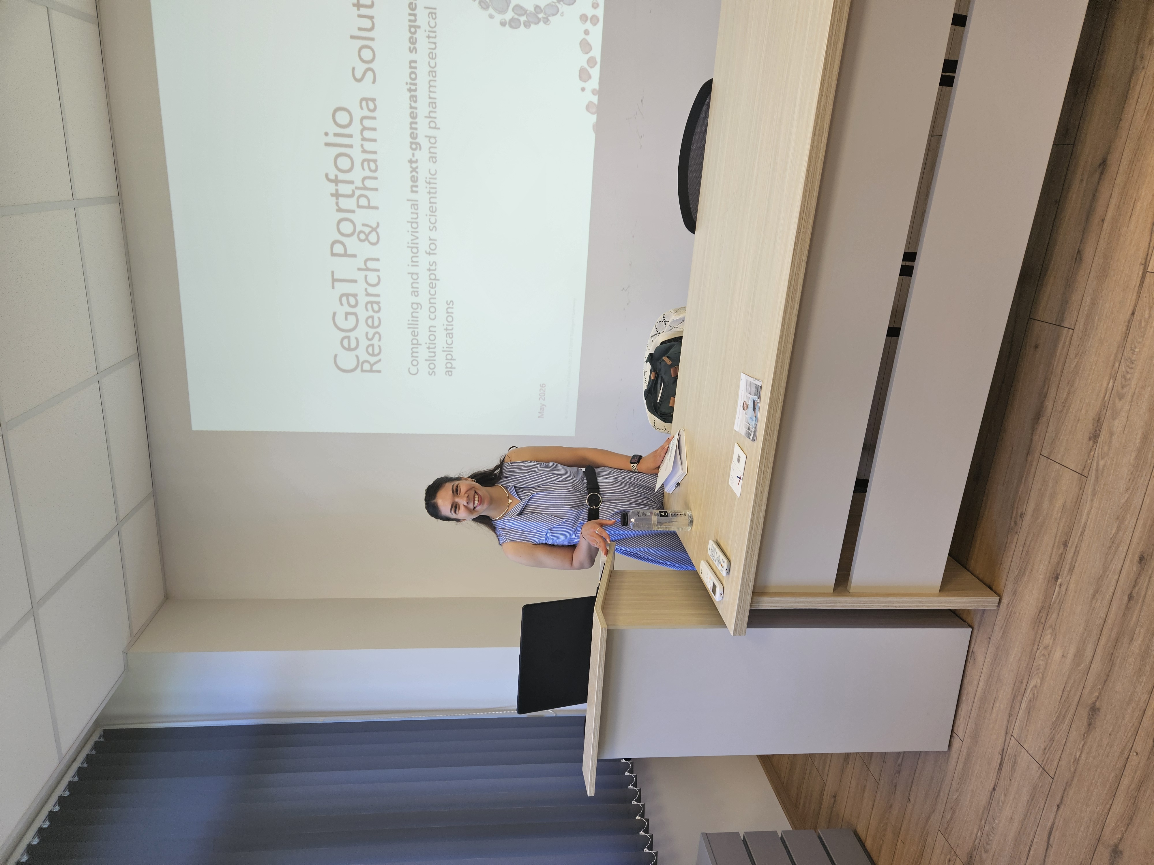 DR OANA VOLOACĂ ПРЕДСТАВИ ДЕЙНОСТТА НА НЕМСКАТА КОМПАНИЯ CEGAT GMBH ПРЕД УЧЕНИТЕ ОТ ИНСТИТУТА ПО МИКРОБИОЛОГИЯ „СТЕФАН АНГЕЛОВ“ – БАН